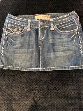 Laguna B Denim Mini Skirt in Washed Blue with Contrast Stitching